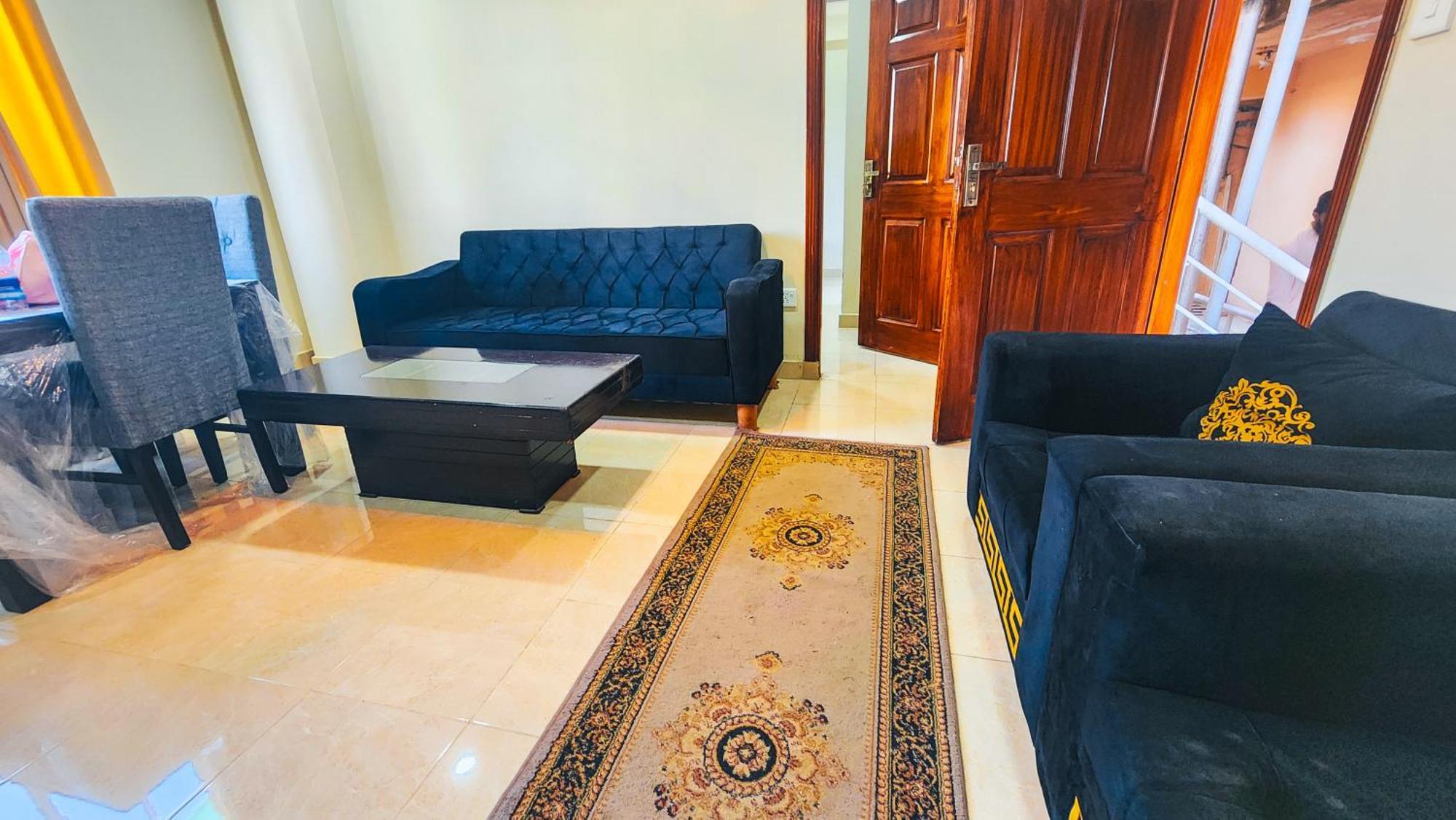 Aqua Apartment Murree Bagian luar foto